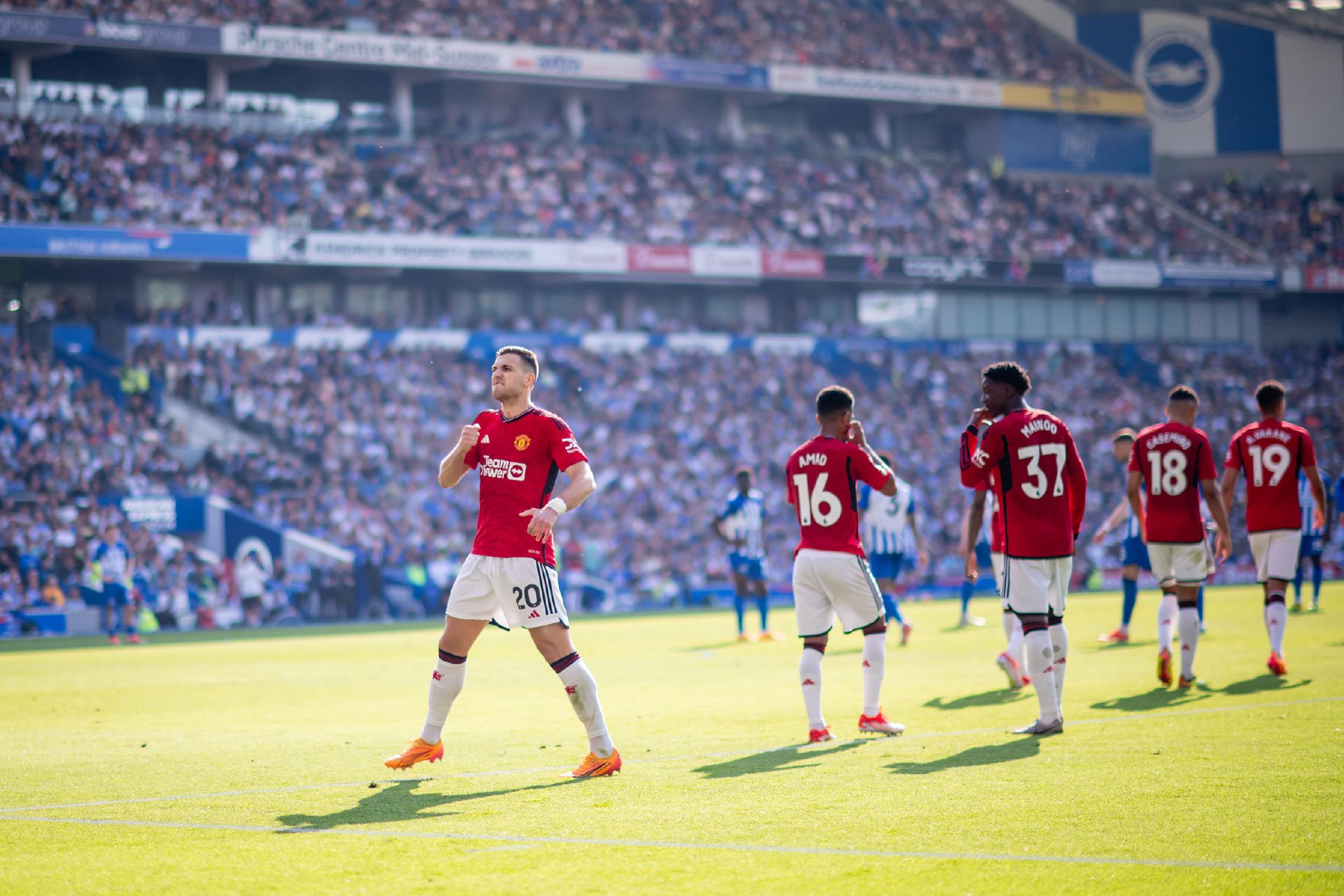 伦纳德和德 伦纳德和德